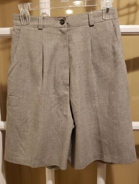 Vtg Darlyn High-Waist Gray Houndstooth Shorts Size: 6